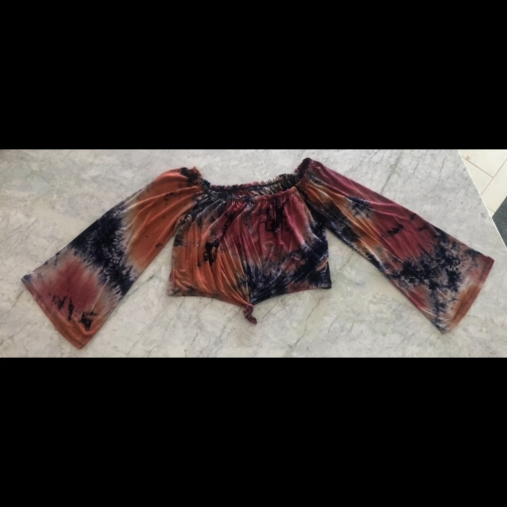 🛍UK2LA off shoulder crop top